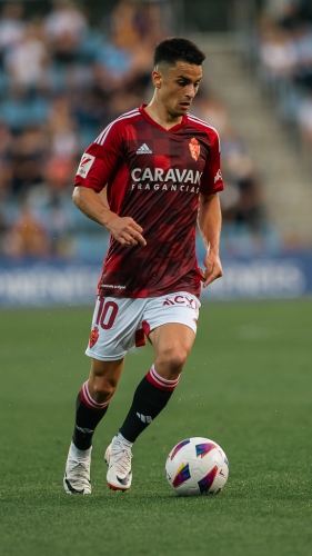 Sergio Bermejo of Real Zaragoza  in action during the LaLiga Hypermotion 2023 - 2024 match between FC Andorra v Real Zaragoza  at Estadi Nacional d Andorra on October 5.